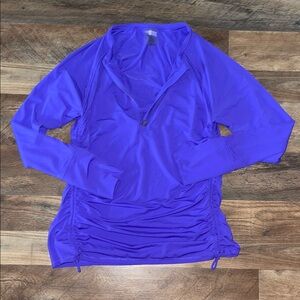 Amethyst Calia size Medium work out Top